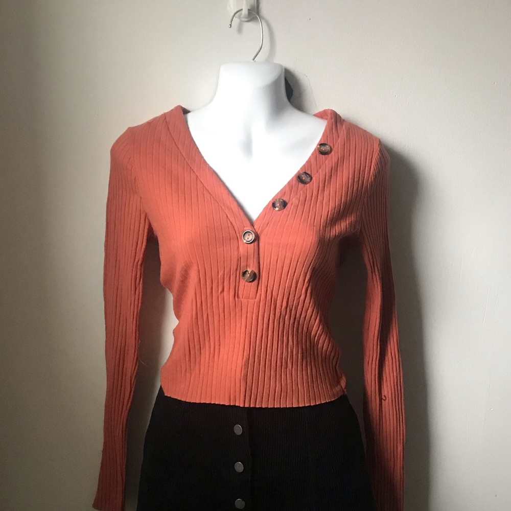 Ribbed orange button V neck top